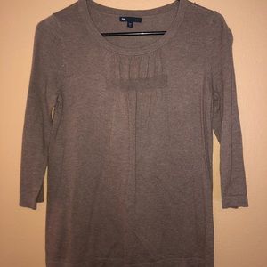 Pretty heathered brown 3/4 sleeve Gap sweater
